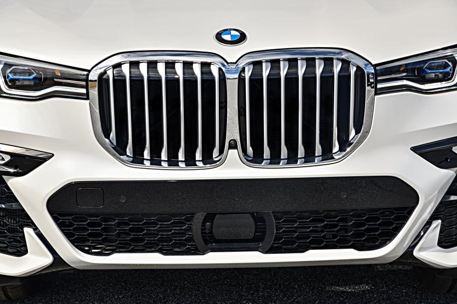 Детали экстерьера BMW X7 xDrive50i M Sport (G07) 2019 года  (NA) (фото 88 из 108)